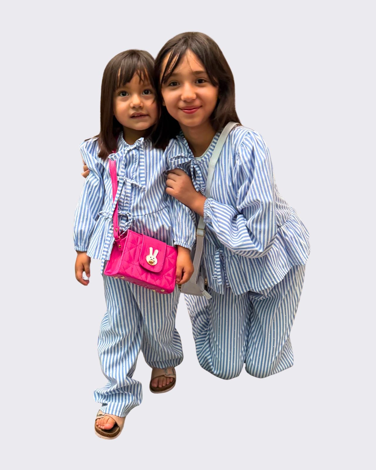 Conjunto infantil rayado azul con blanco – (Tallas 4 a 14 años)